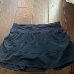 Lululemon Pace Rival Mid-Rise Skirt / True Navy / Size 4